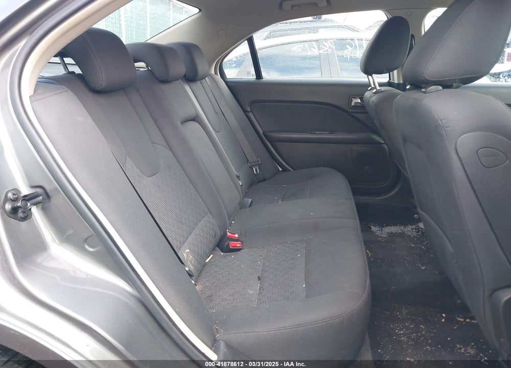 2010 FORD FUSION SE VIN: 3FAHP0HG6AR394739