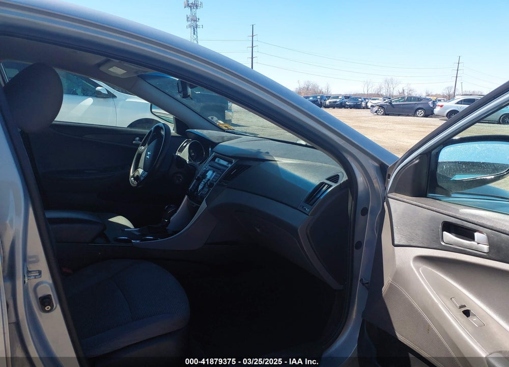 2012 HYUNDAI SONATA GLS VIN: 5NPEB4AC2CH325305