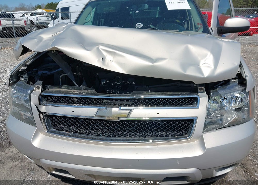 2009 CHEVROLET TAHOE VIN: 1GNFC230X9R214759