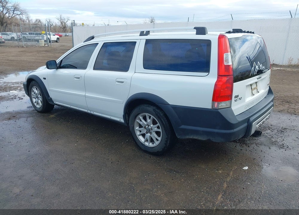 2005 VOLVO XC70 2.5T AWD VIN: YV1SZ592151173263