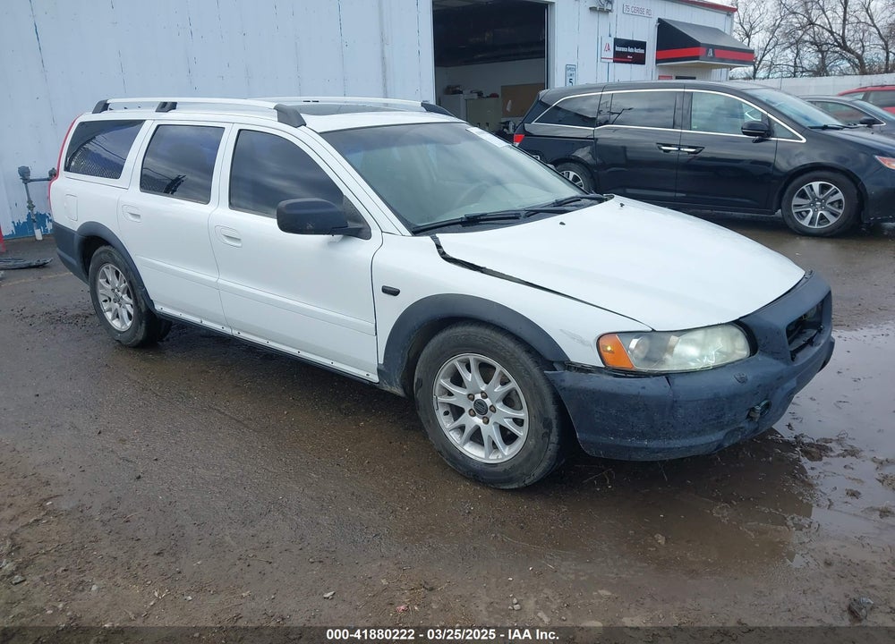 2005 VOLVO XC70 2.5T AWD VIN: YV1SZ592151173263