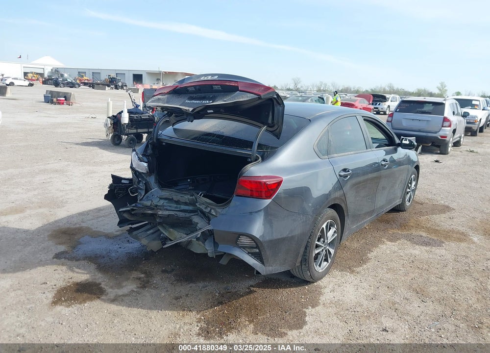 2024 KIA FORTE LXS VIN: 3KPF24AD9RE821423