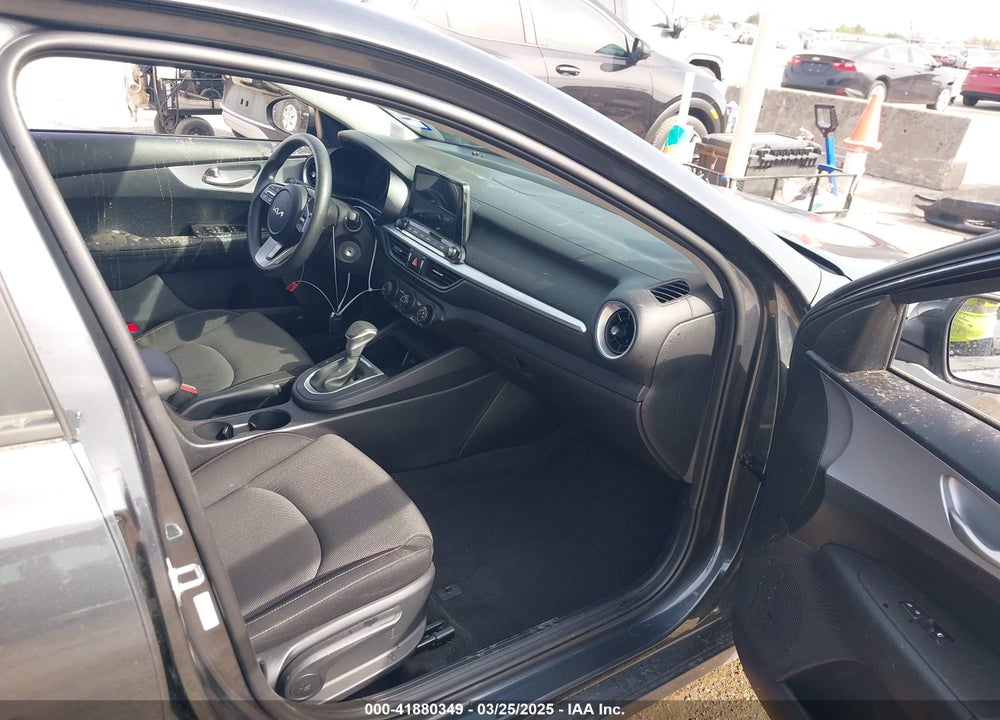 2024 KIA FORTE LXS VIN: 3KPF24AD9RE821423