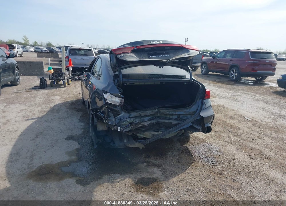 2024 KIA FORTE LXS VIN: 3KPF24AD9RE821423