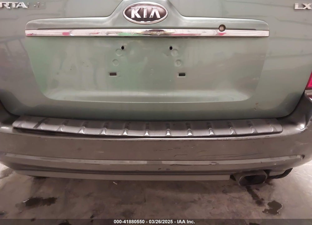 2007 KIA SPORTAGE VIN: KNDJF724177371469