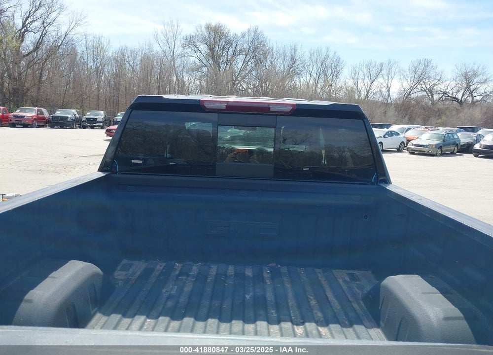2022 GMC SIERRA 1500 LIMITED 4WD SHORT BOX SLT VIN: 3GTU9DED2NG196455