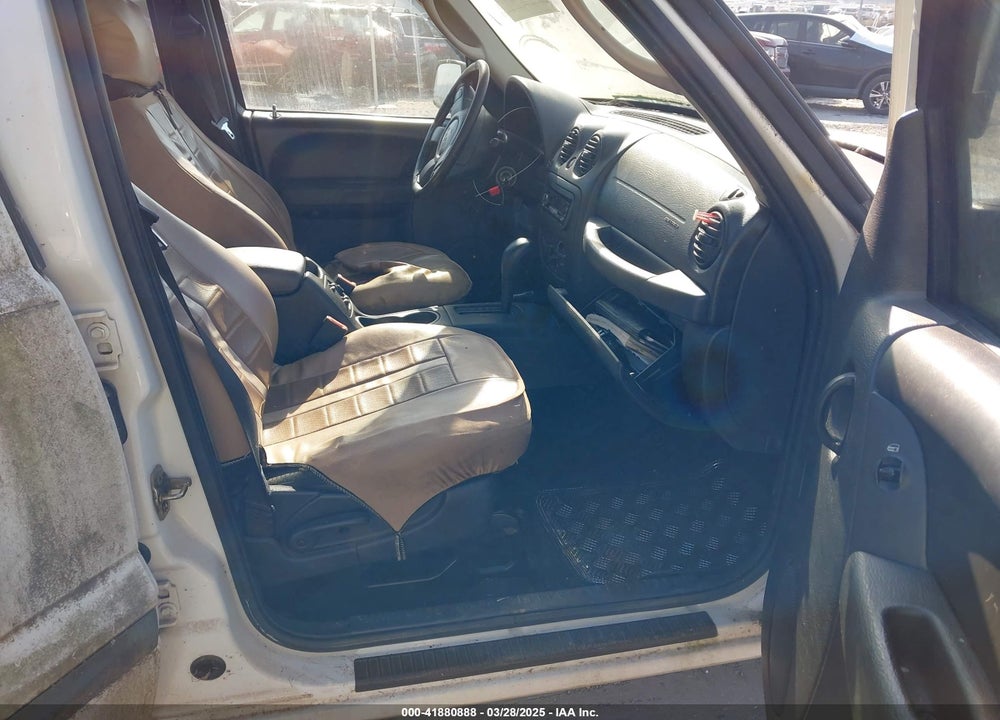 2004 JEEP LIBERTY SPORT VIN: 1J4GL48K24W144391