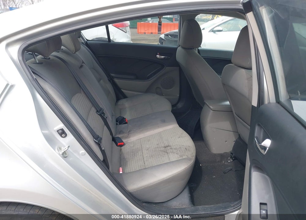 2015 KIA FORTE VIN: KNAFX4A68F5271316