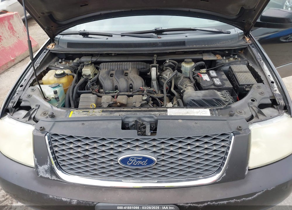 2005 FORD FREESTYLE SEL VIN: 1FMZK051X5GA35853