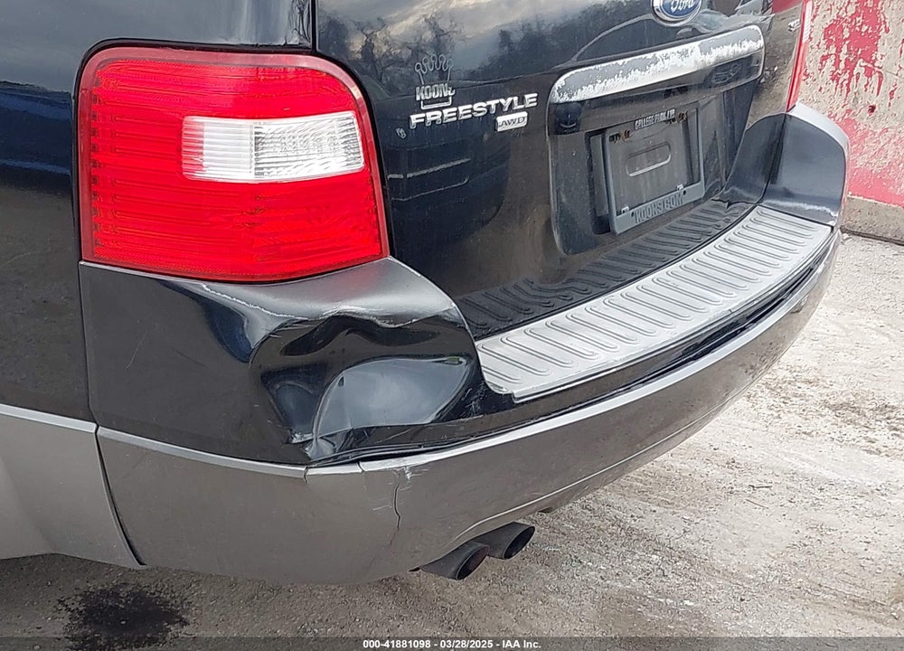 2005 FORD FREESTYLE SEL VIN: 1FMZK051X5GA35853