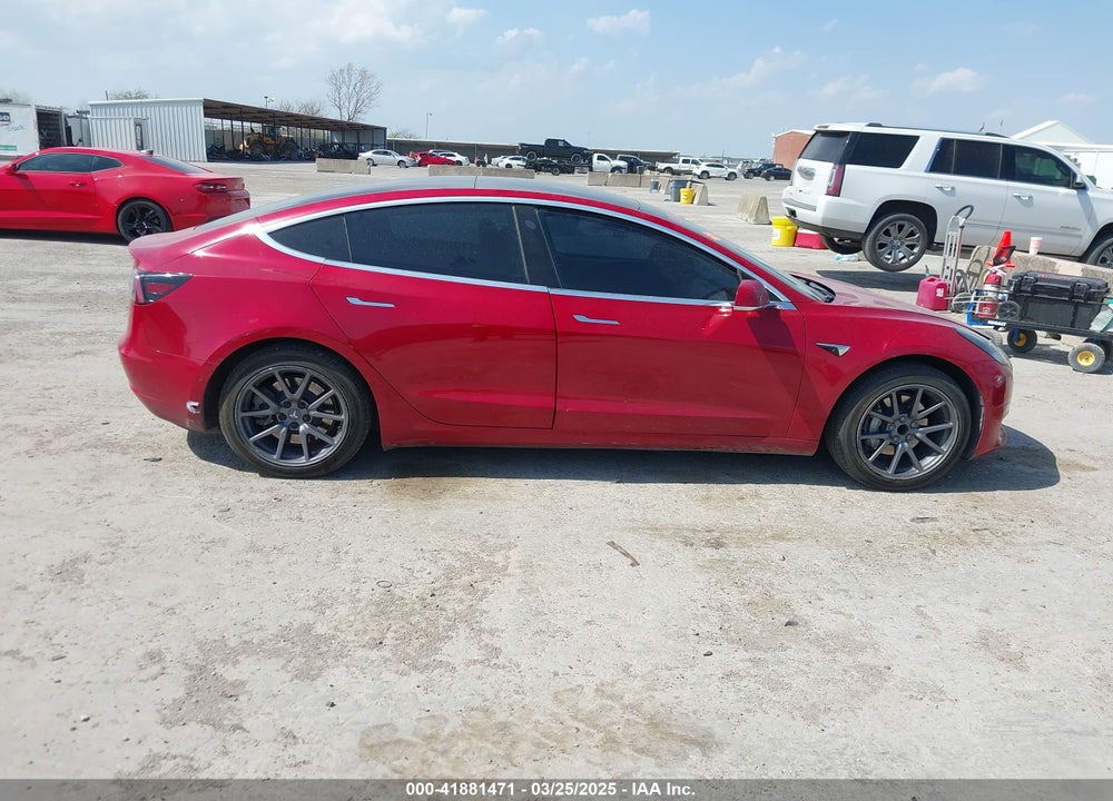 2019 TESLA MODEL 3 VIN: 5YJ3E1EAXKF411495