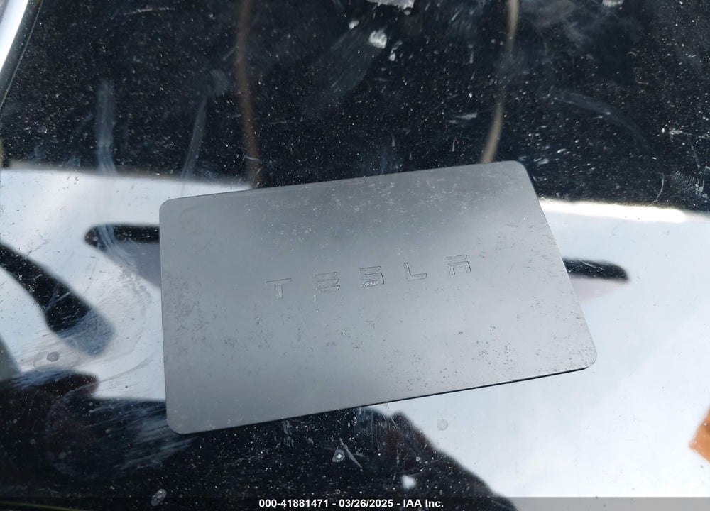 2019 TESLA MODEL 3 VIN: 5YJ3E1EAXKF411495