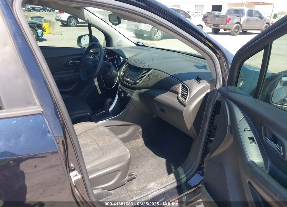 2021 CHEVROLET TRAX FWD LS VIN: KL7CJKSB2MB332517