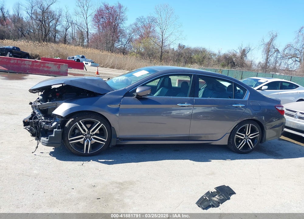 2017 HONDA ACCORD VIN: 1HGCR2F16HA010778