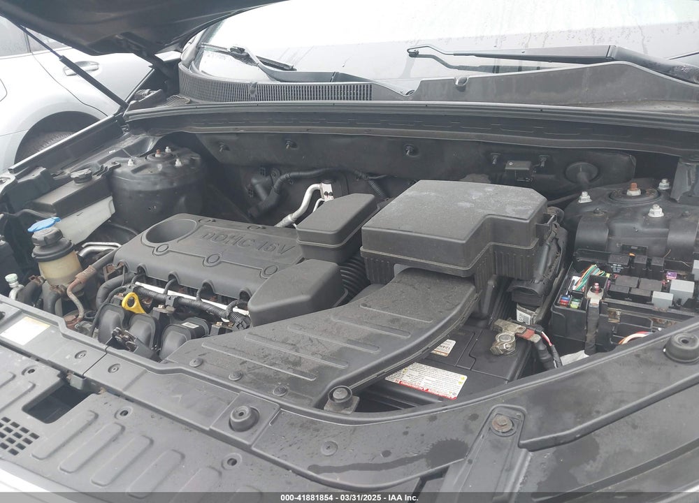 2011 KIA SORENTO VIN: 5XYKTCA14BG141563