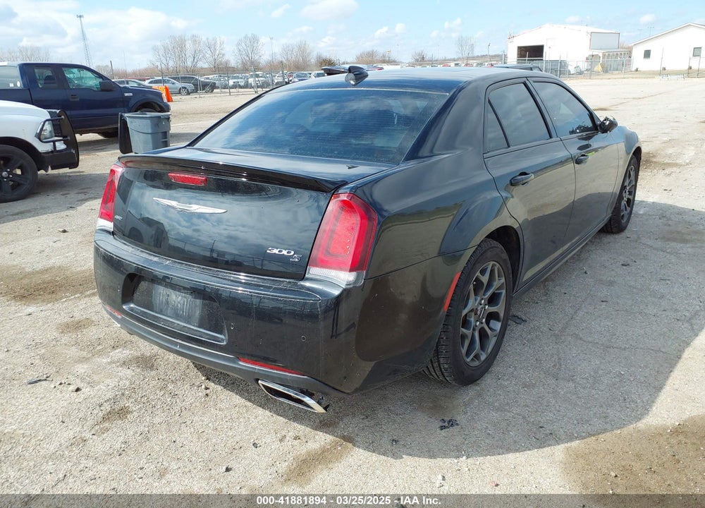 2018 CHRYSLER 300 VIN: 2C3CCAGG4JH302292