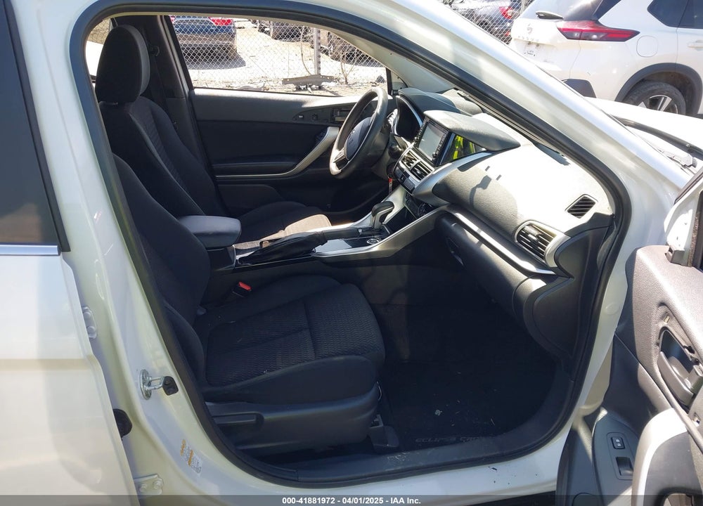 2019 MITSUBISHI ECLIPSE CROSS ES VIN: JA4AT3AA5KZ040409