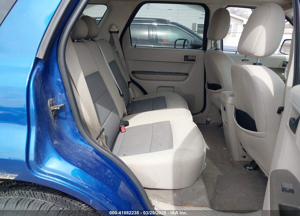 2008 FORD ESCAPE VIN: 1FMCU03148KD00559