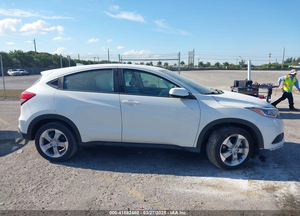 2020 HONDA HR-V VIN: 3CZRU5H36LM702178