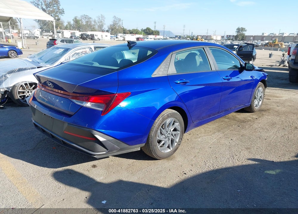 2024 HYUNDAI ELANTRA SEL VIN: KMHLM4DG7RU751436