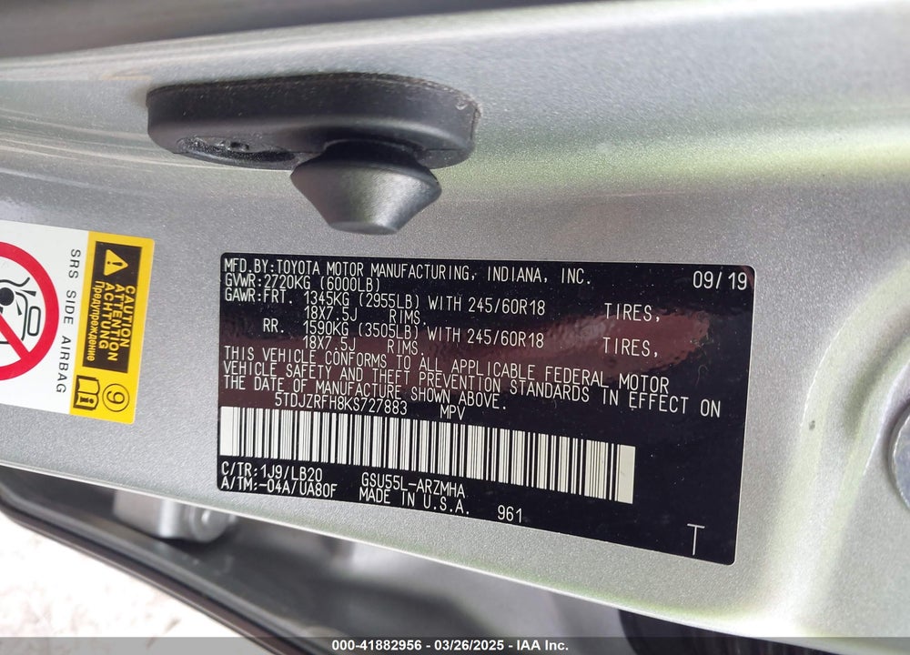 2019 TOYOTA HIGHLANDER XLE VIN: 5TDJZRFH8KS727883