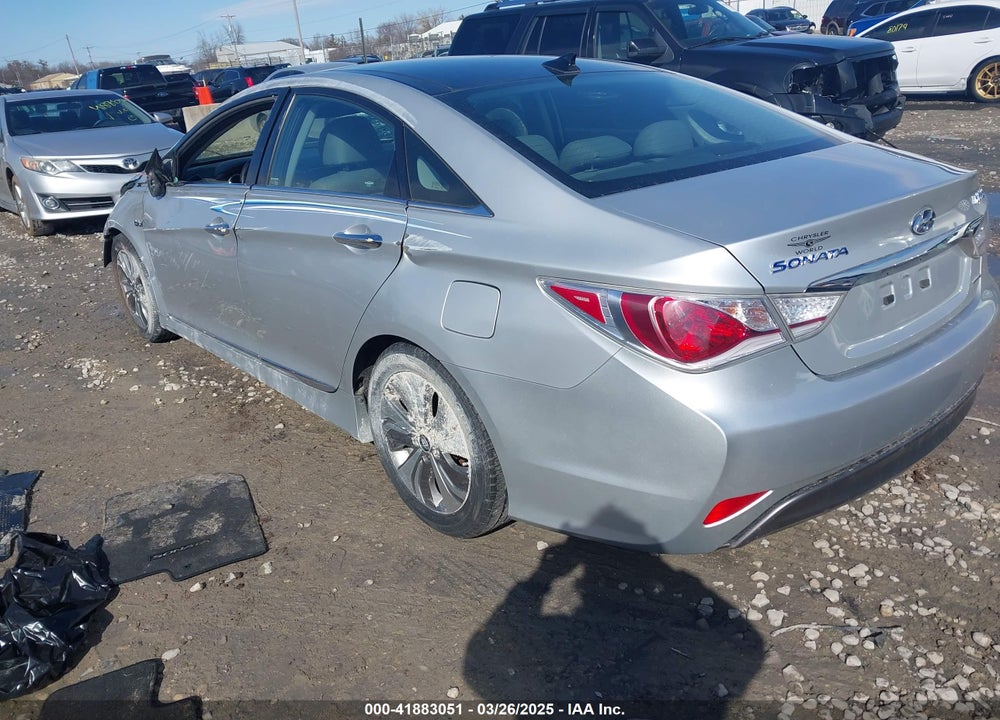 2014 HYUNDAI SONATA HYBRID VIN: KMHEC4A42EA107635