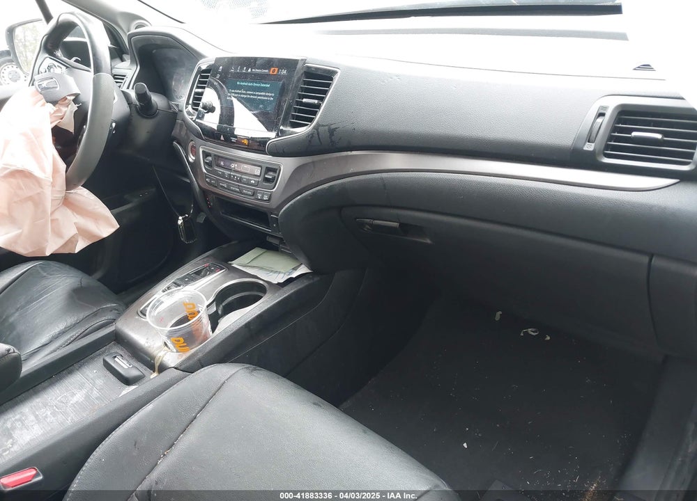 2021 HONDA PILOT VIN: 5FNYF6H58MB021982