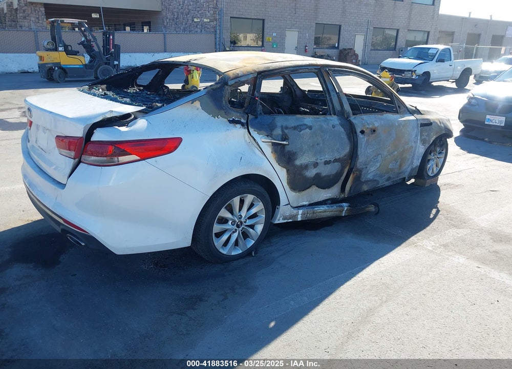2016 KIA OPTIMA VIN: 5XXGT4L35GG060688