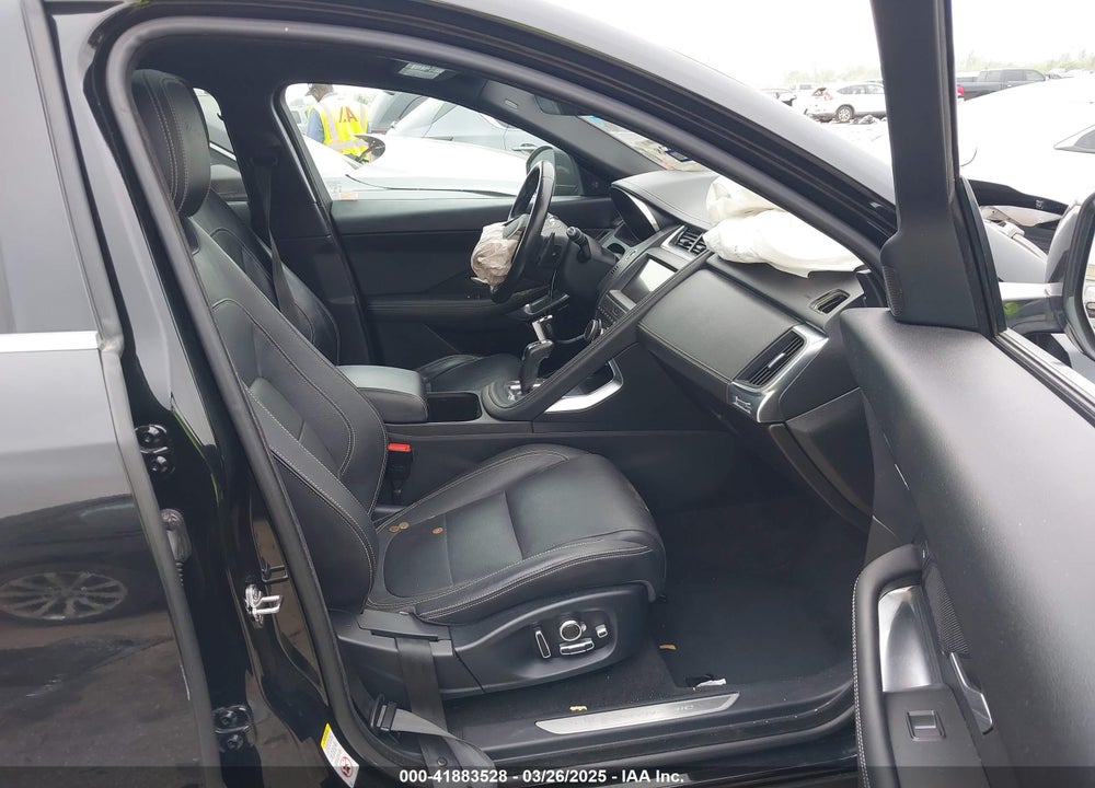 2018 JAGUAR E-PACE VIN: SADFL2GXXJ1Z31444