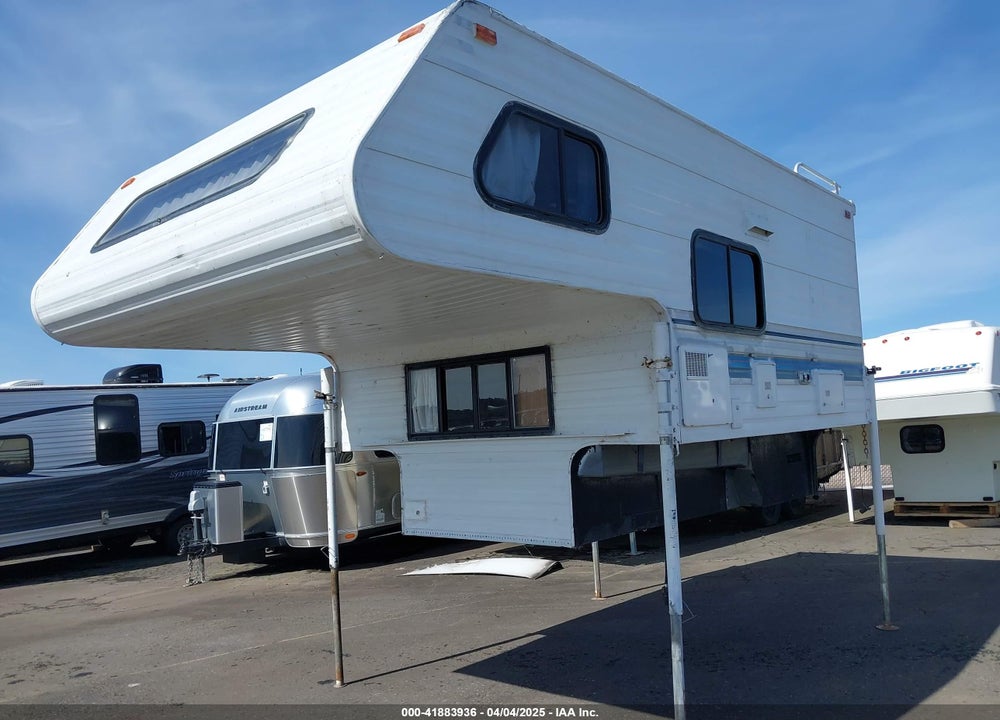 1995 FLEETWOOD ELKHORN M-8S VIN: 0000000000RN03843