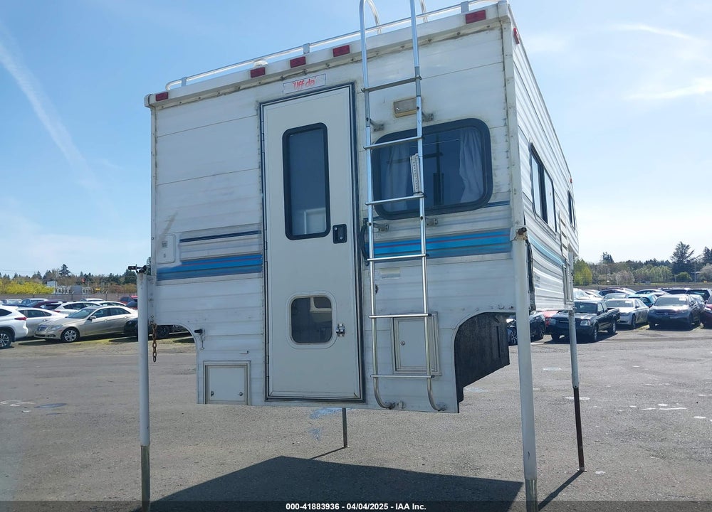 1995 FLEETWOOD ELKHORN M-8S VIN: 0000000000RN03843