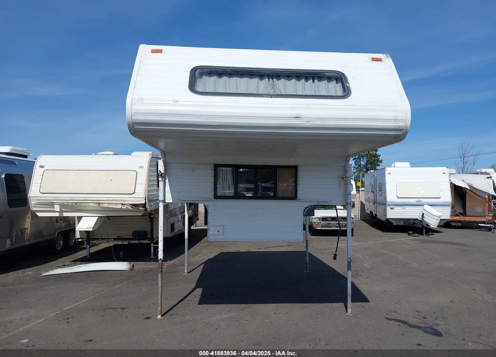 1995 FLEETWOOD ELKHORN M-8S VIN: 0000000000RN03843