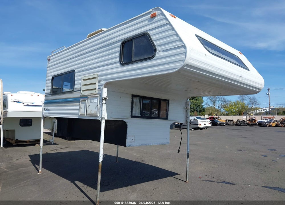 1995 FLEETWOOD ELKHORN M-8S VIN: 0000000000RN03843