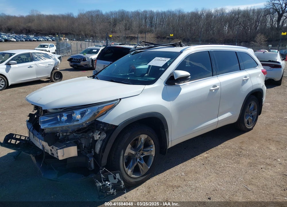 2018 TOYOTA HIGHLANDER VIN: 5TDDZRFH8JS839174