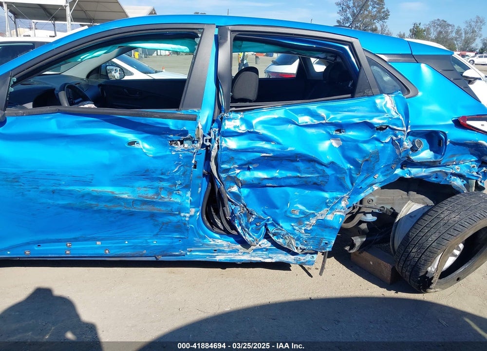 2021 HYUNDAI KONA SE VIN: KM8K12AA3MU638214