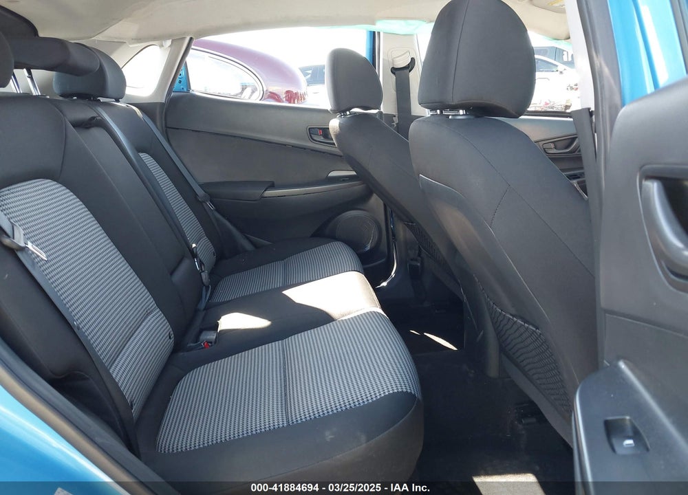 2021 HYUNDAI KONA SE VIN: KM8K12AA3MU638214