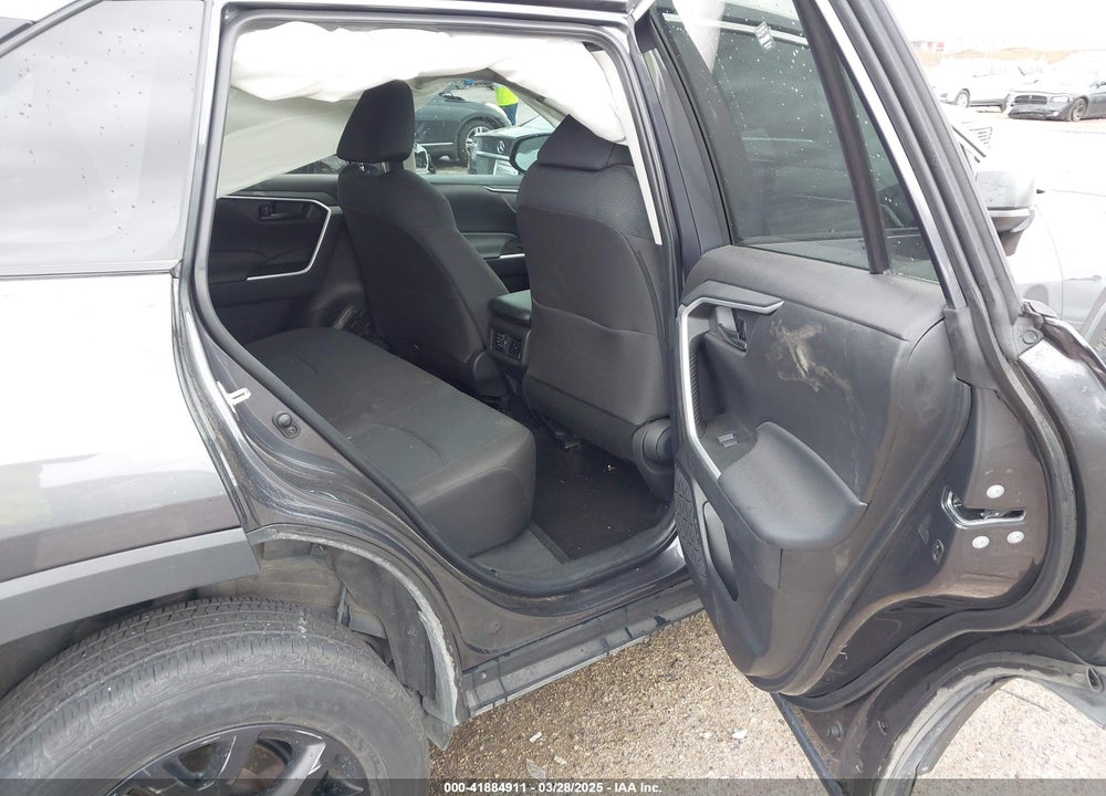 2022 TOYOTA RAV4 VIN: 2T3H1RFV9NW216908