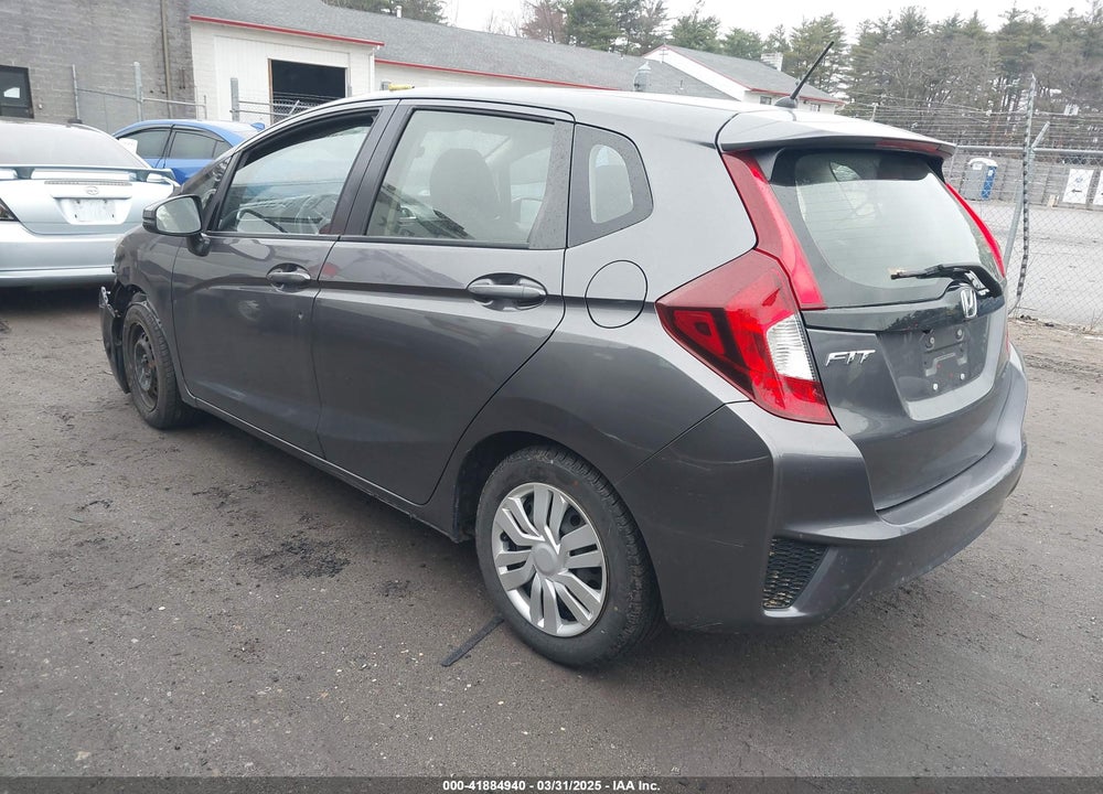 2016 HONDA FIT VIN: JHMGK5H57GX030375