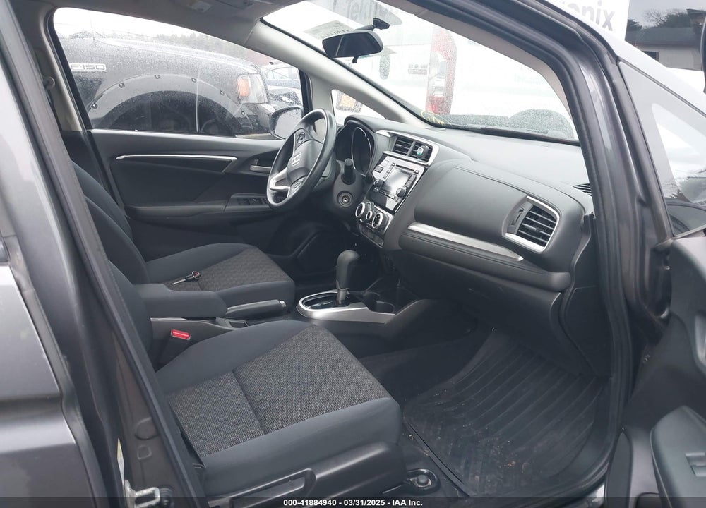 2016 HONDA FIT VIN: JHMGK5H57GX030375