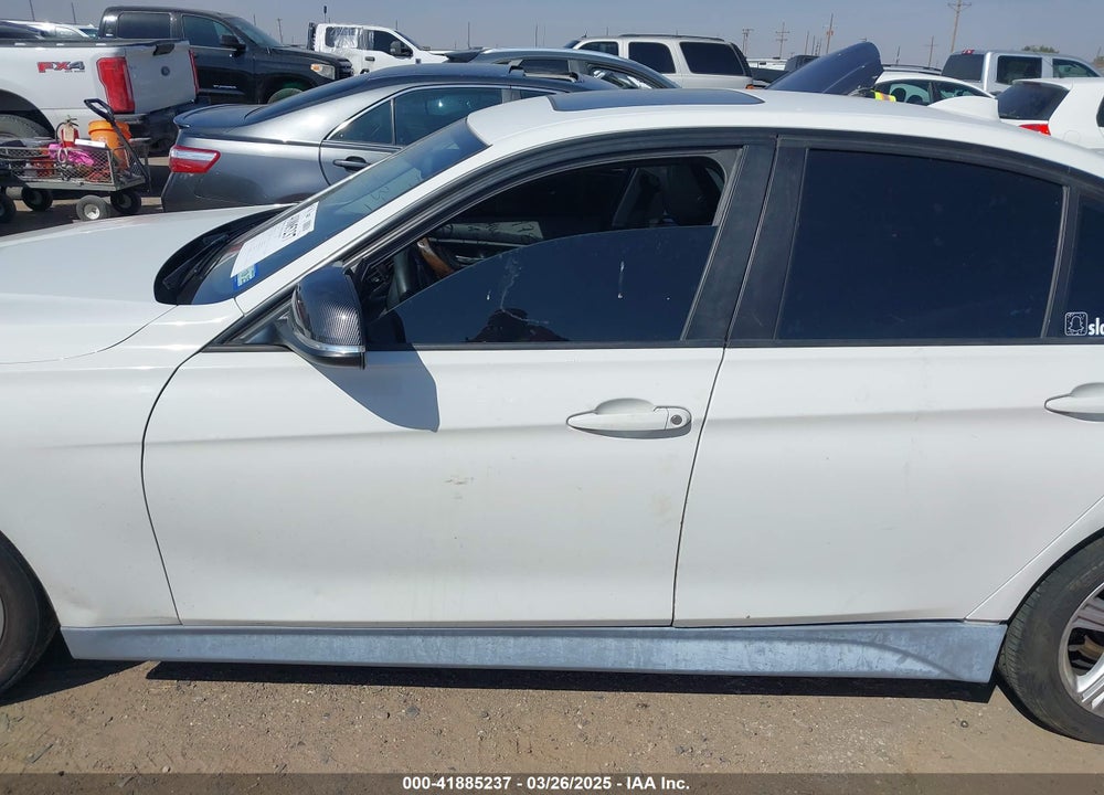 2014 BMW 328 VIN: WBA3B5G55ENS07237