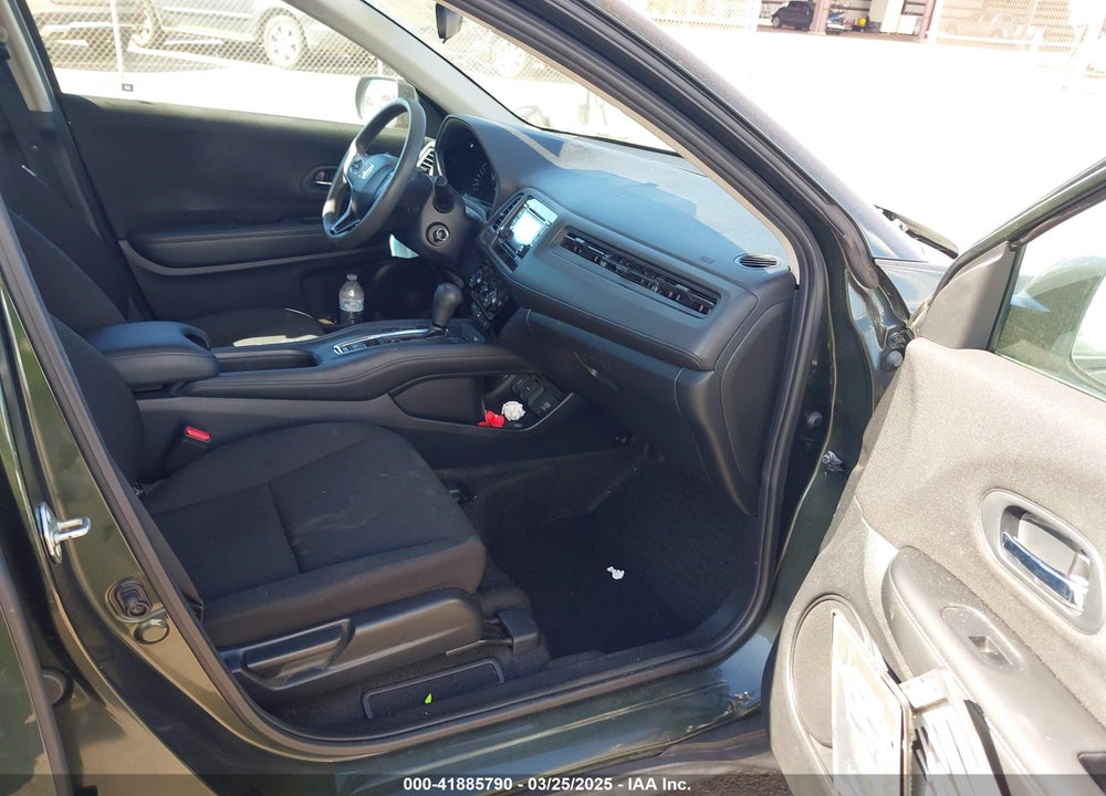 2018 HONDA HR-V VIN: 3CZRU5H37JG703433