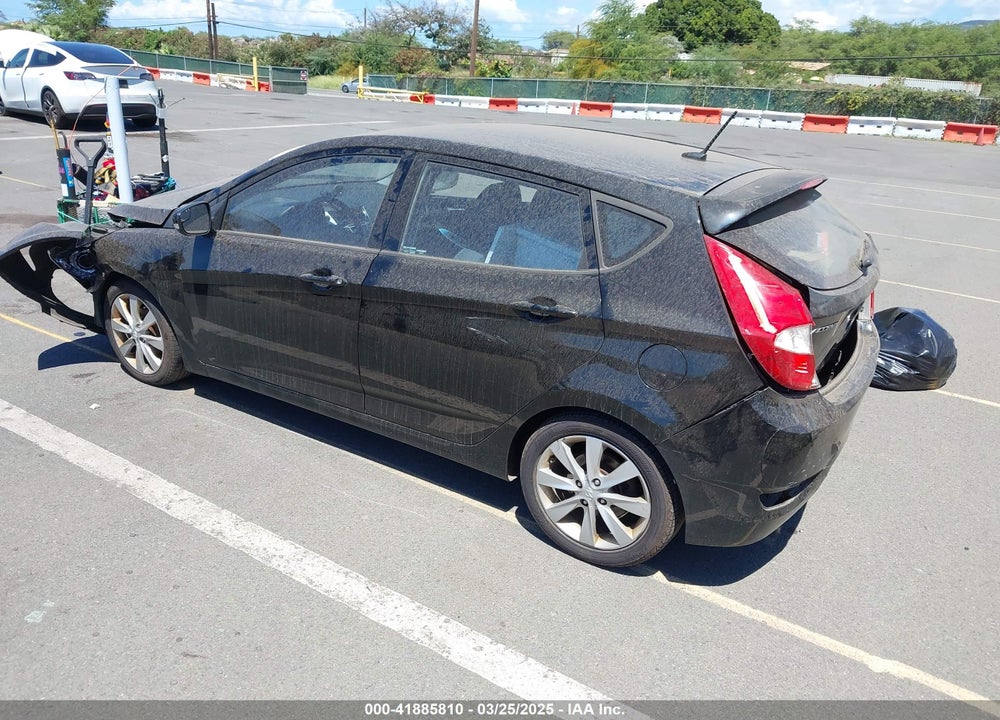 2014 HYUNDAI ACCENT VIN: KMHCU5AE1EU184613