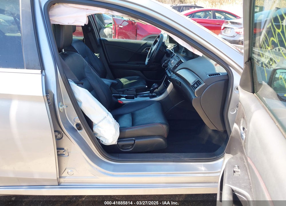 2017 HONDA ACCORD VIN: 1HGCR2F14HA085298