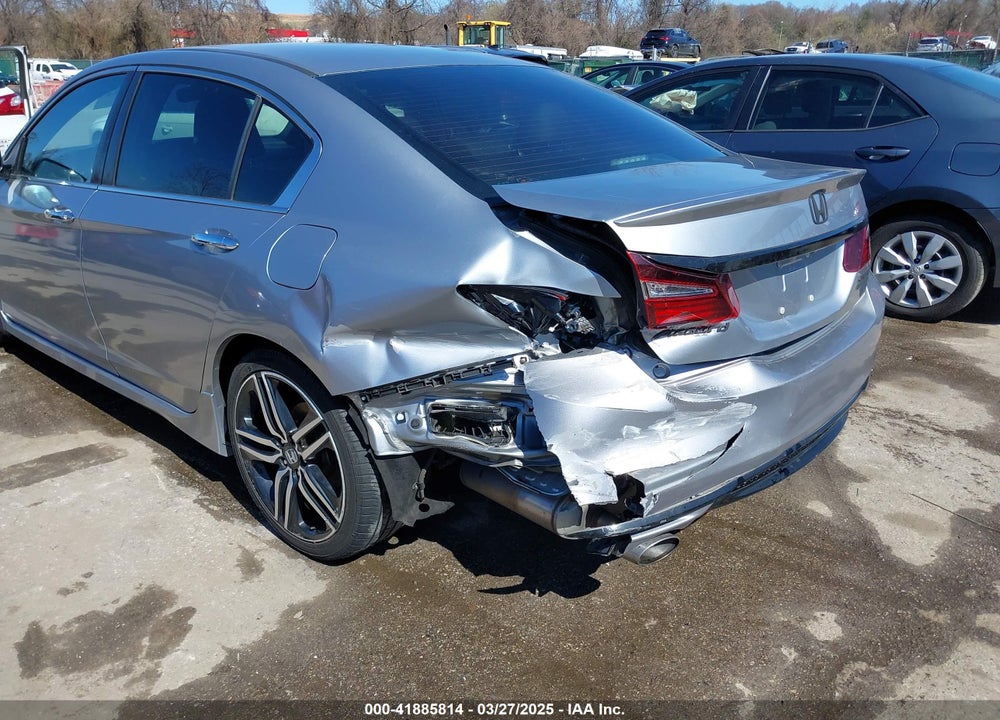 2017 HONDA ACCORD VIN: 1HGCR2F14HA085298
