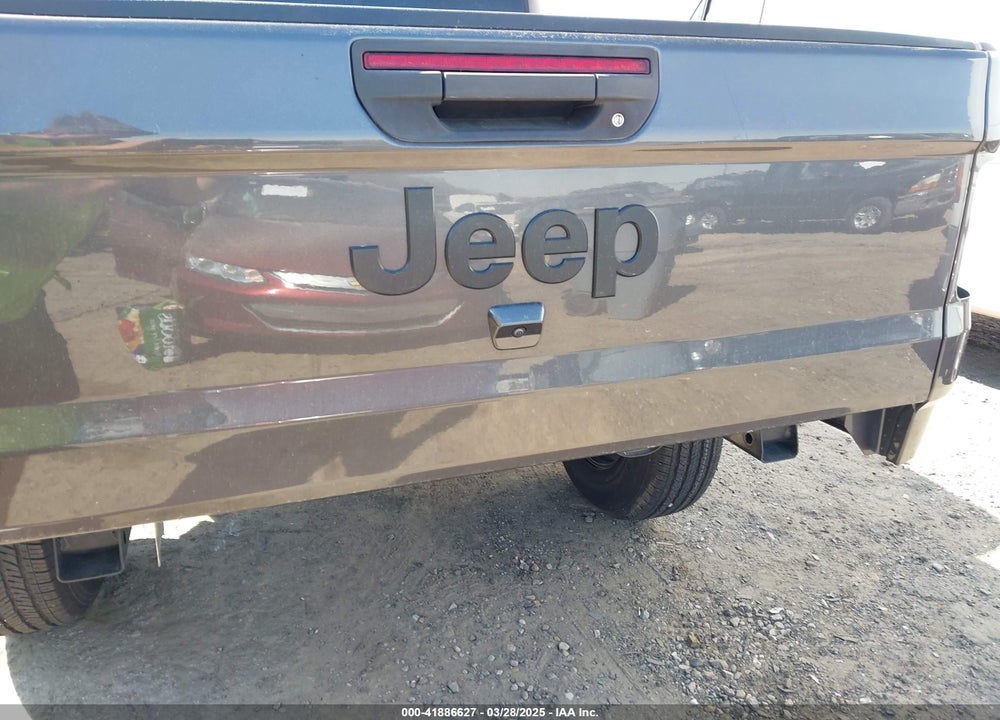 2022 JEEP GLADIATOR VIN: 1C6HJTAG4NL168041