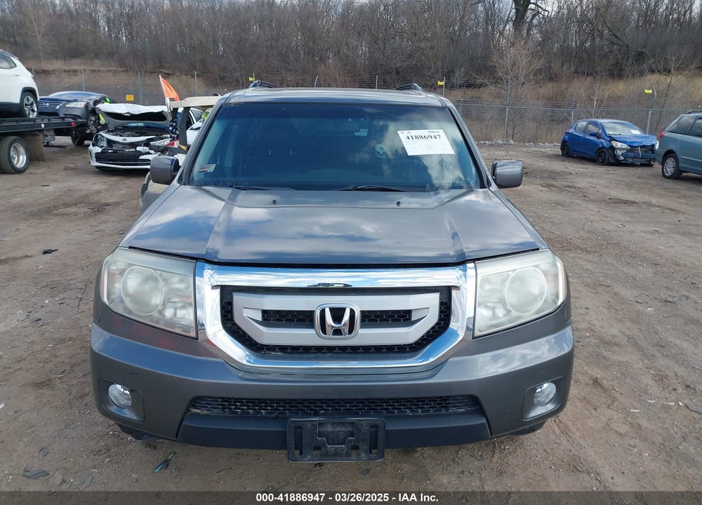 2011 HONDA PILOT VIN: 5FNYF4H56BB076562