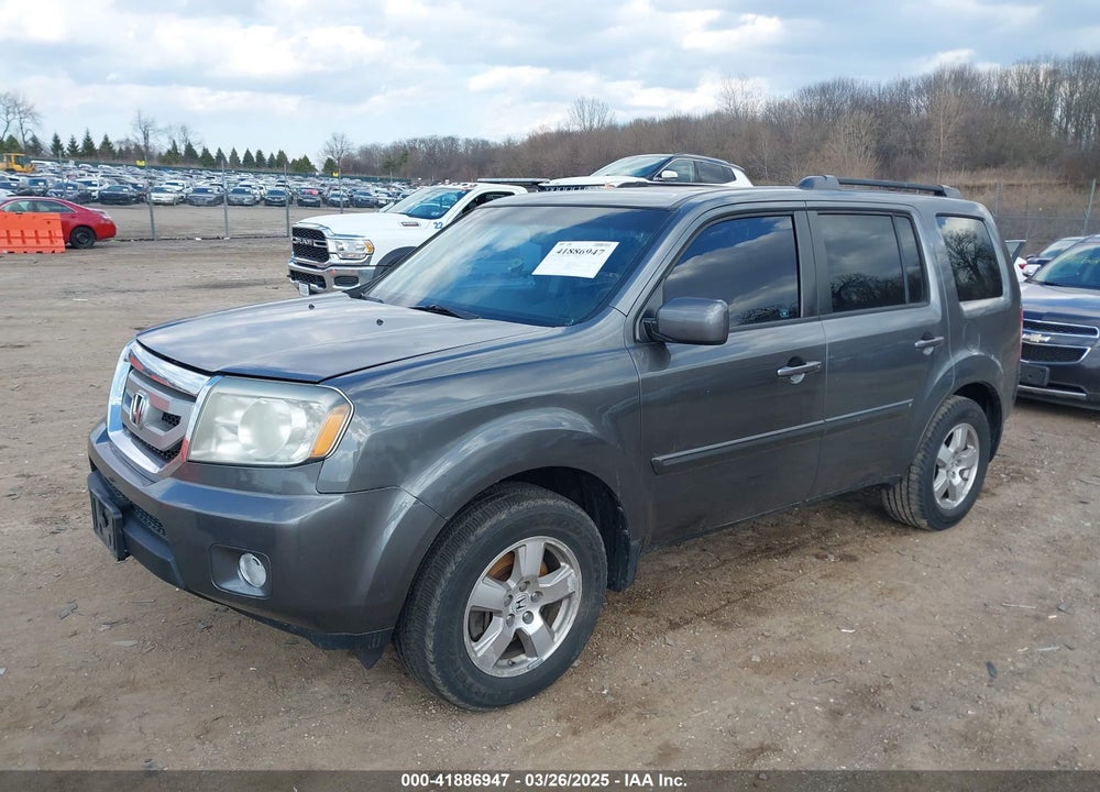 2011 HONDA PILOT VIN: 5FNYF4H56BB076562