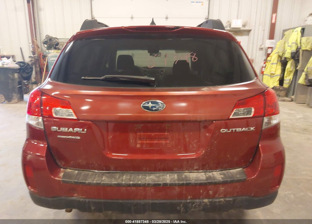 2014 SUBARU OUTBACK VIN: 4S4BRCCC8E3268740