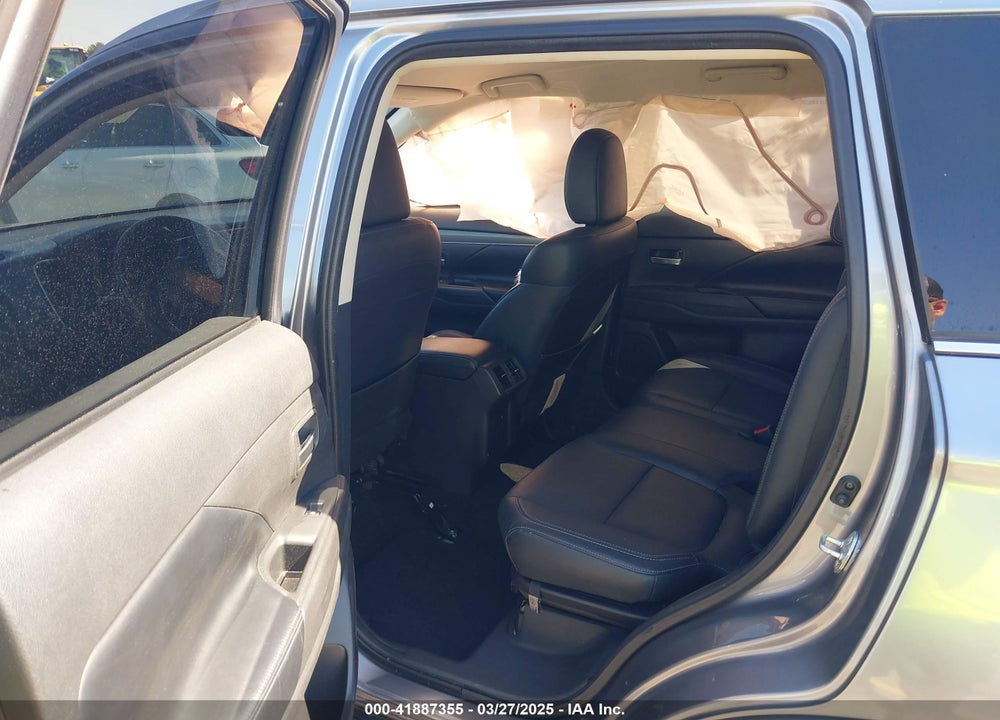 2019 MITSUBISHI OUTLANDER VIN: JA4AZ3A33KZ040702