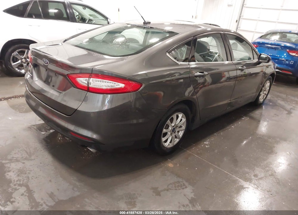 2016 FORD FUSION S VIN: 3FA6P0G79GR221363
